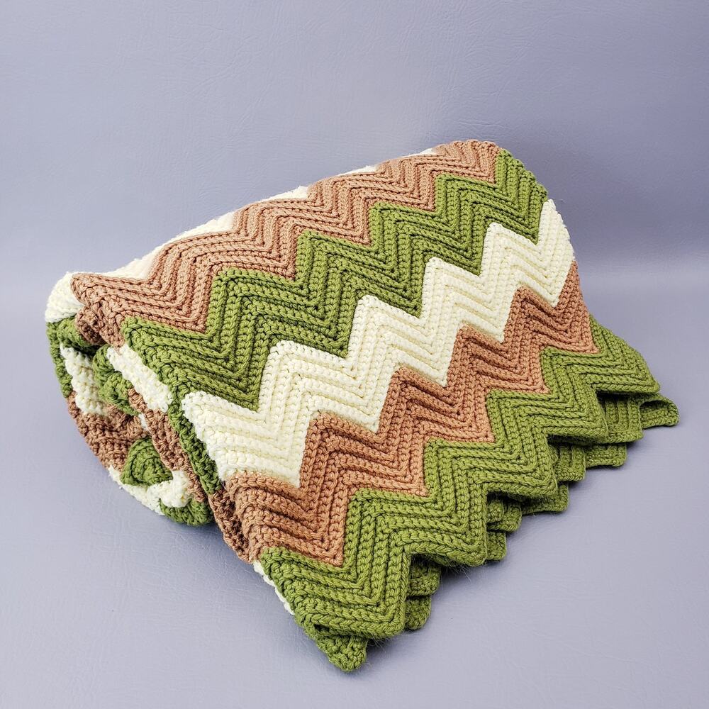 Vintage 1970's Multi Color Crochet Granny Afghan Chevron Throw Blanket 73”x47”